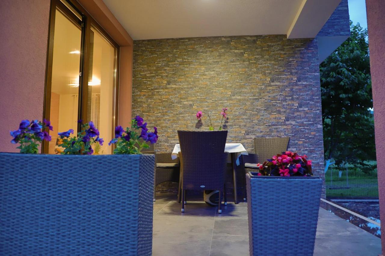 Apartments Edy Bihać Exterior foto