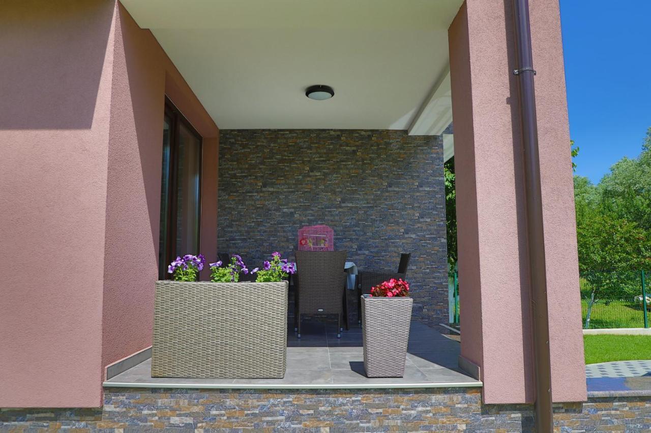 Apartments Edy Bihać Exterior foto